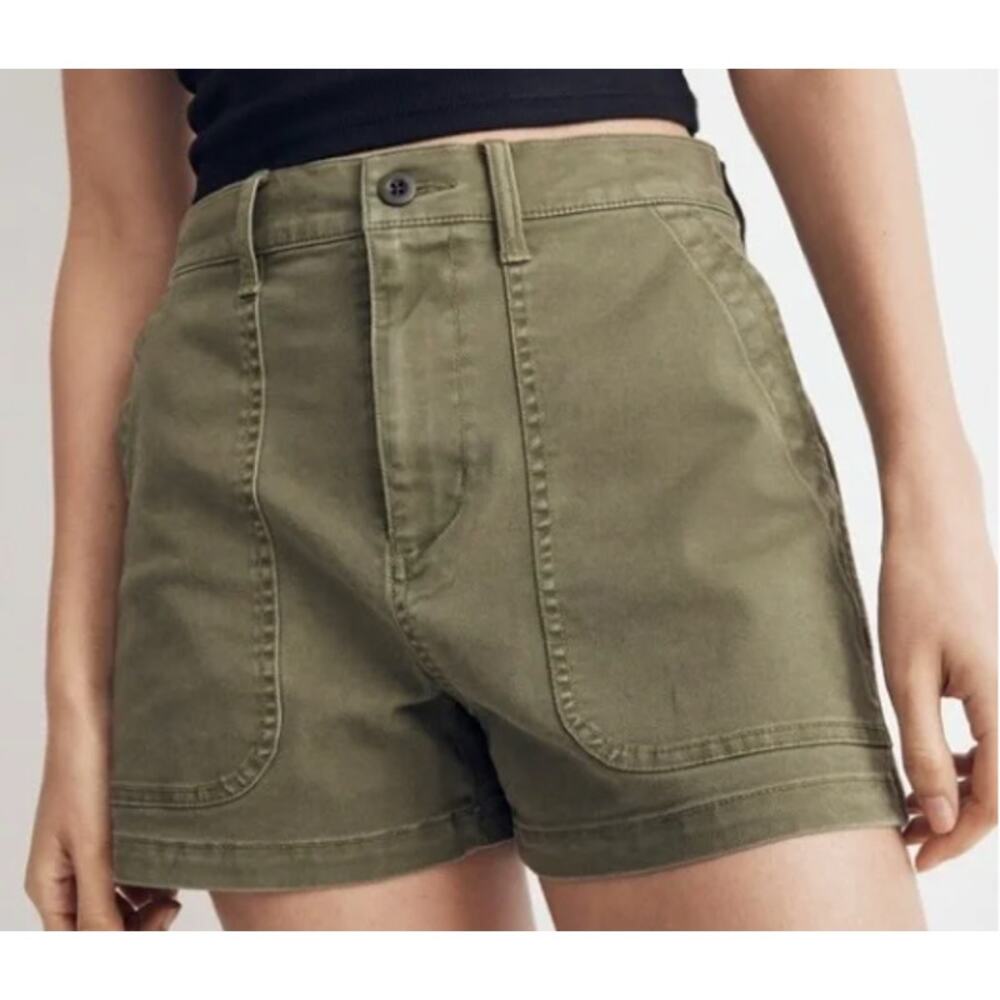 Madewell The Perfect Vintage Fatigue Green Short Size 27